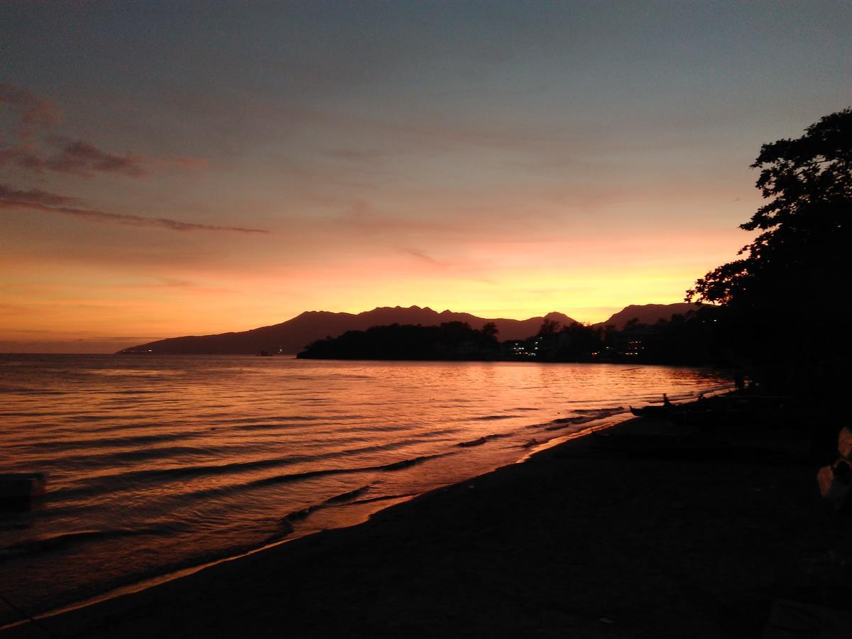 Mango'S Beachfront Resort Olongapo Eksteriør billede