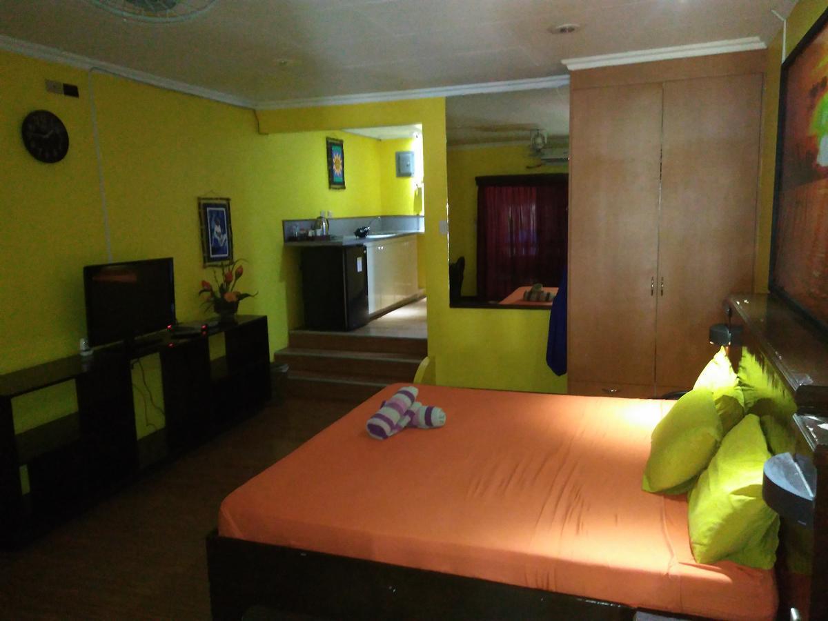 Mango'S Beachfront Resort Olongapo Eksteriør billede