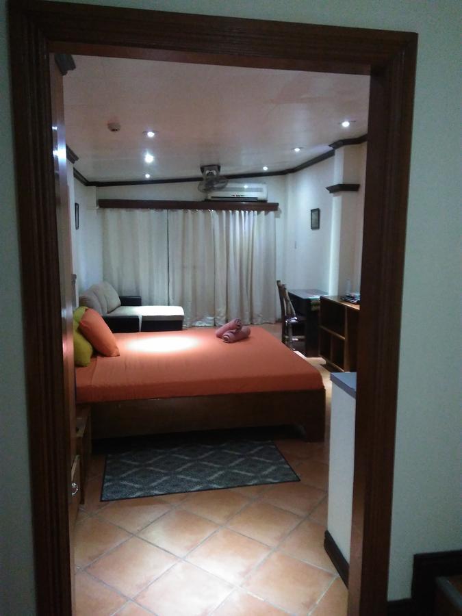 Mango'S Beachfront Resort Olongapo Eksteriør billede