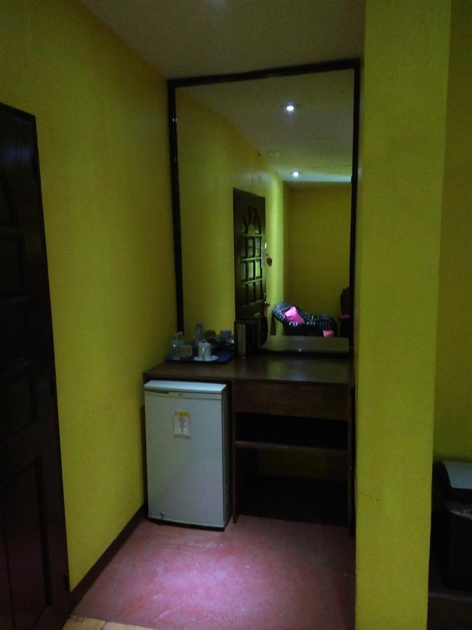 Mango'S Beachfront Resort Olongapo Værelse billede